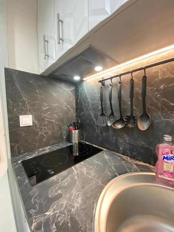Beautiful Mini Loft Near Saint-Lazare Aparthotel ปารีส ภายนอก รูปภาพ