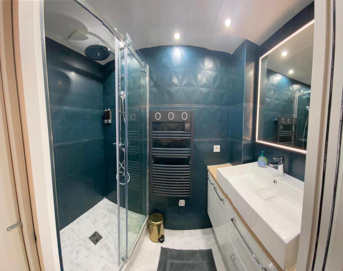 Beautiful Mini Loft Near Saint-Lazare Aparthotel ปารีส ภายนอก รูปภาพ